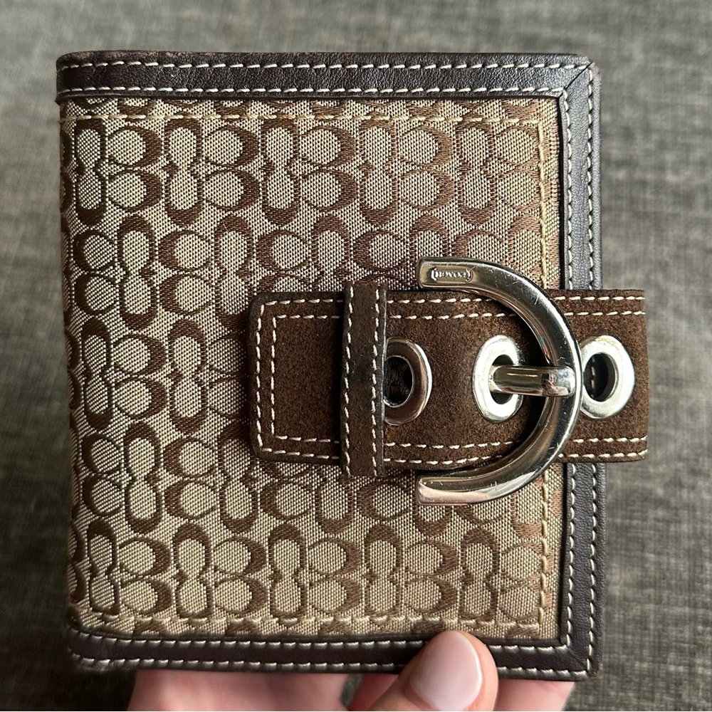 Vintage 2000s Coach Signature Trifold Buckle Wallet